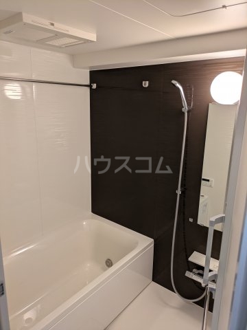 19/30 浴室