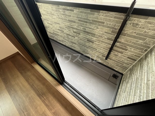 23/30 バルコニー