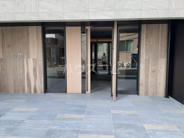 3/5 エントランス