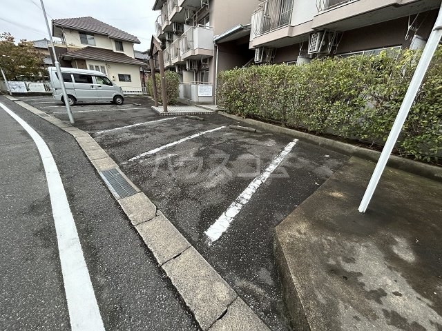 21/30 駐車場
