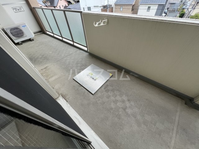 20/30 バルコニー