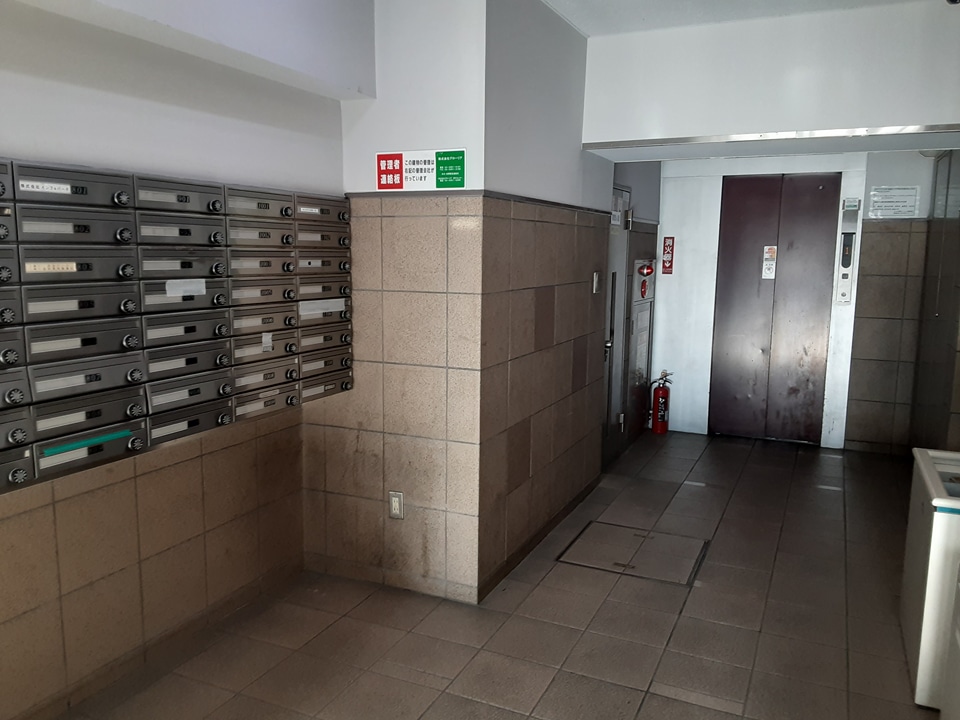 15/25 エントランス