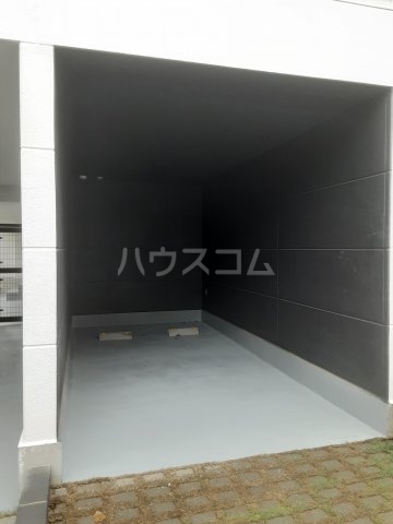 25/30 駐車場