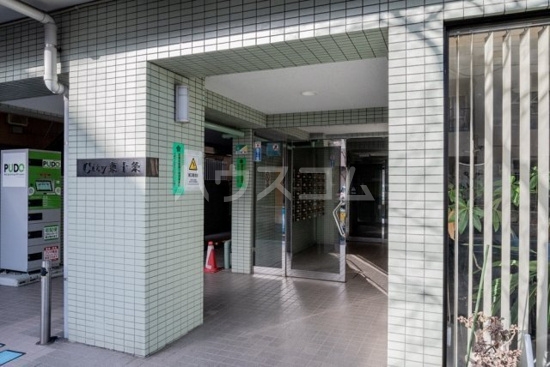 6/6 エントランス