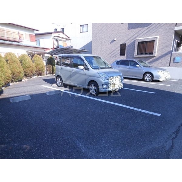 21/29 駐車場