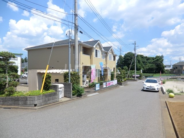 28/30 駐車場