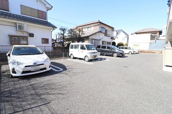 16/25 駐車場