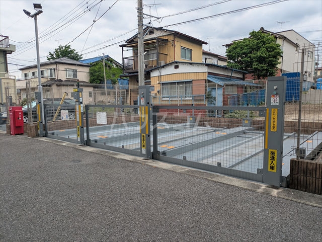 3/7 駐車場