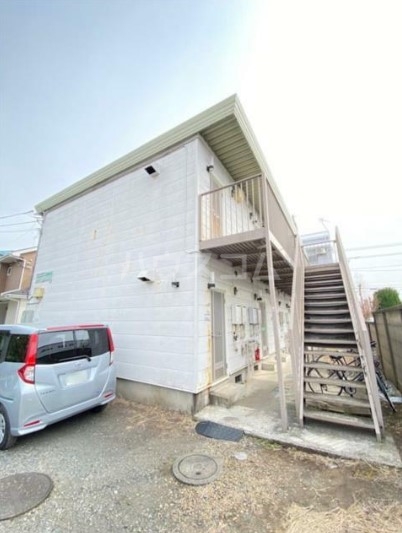 18/28 エントランス