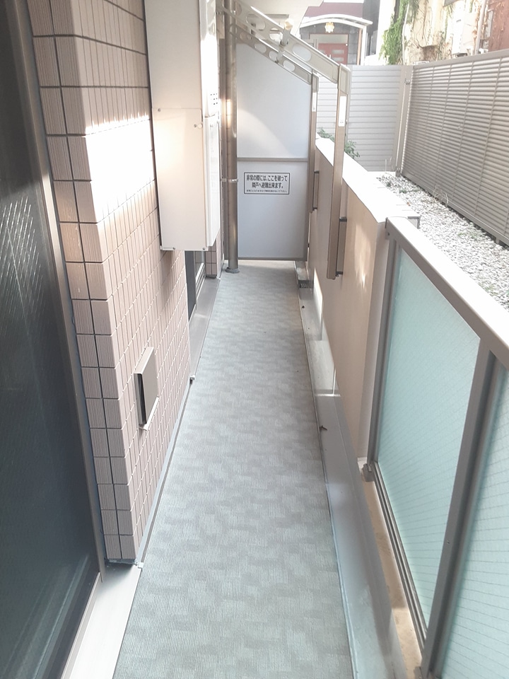 21/29 バルコニー