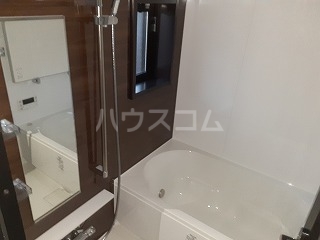 14/30 浴室