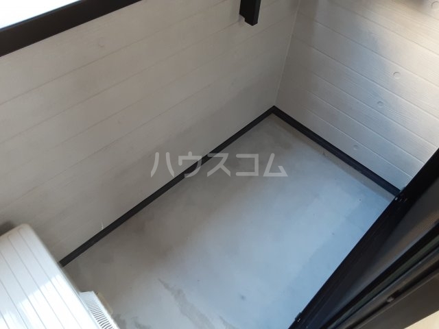 23/30 バルコニー