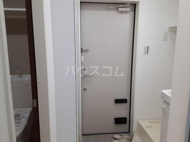 13/30 玄関