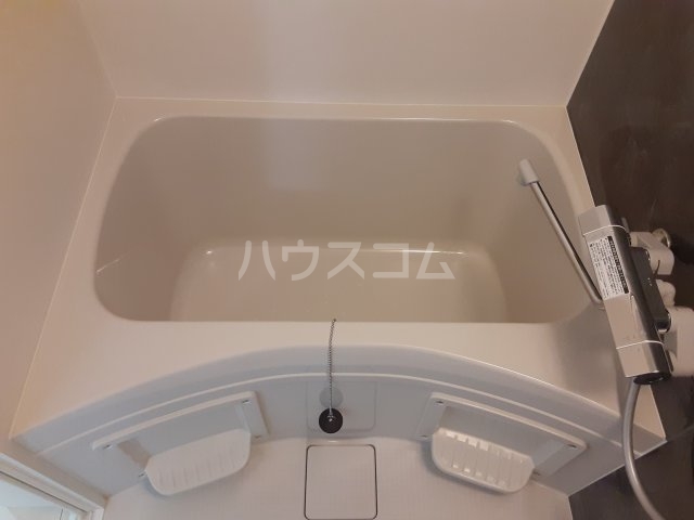 17/30 浴室