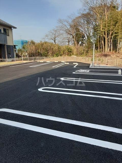 21/29 駐車場