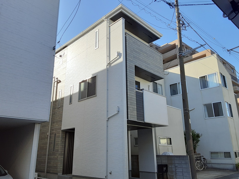 2/30 外観