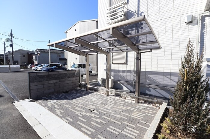 22/28 駐車場