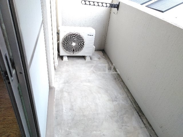 14/28 バルコニー