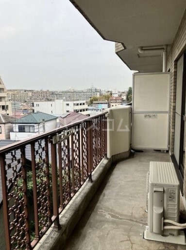 13/23 バルコニー