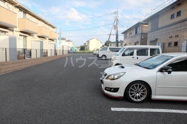 20/28 駐車場