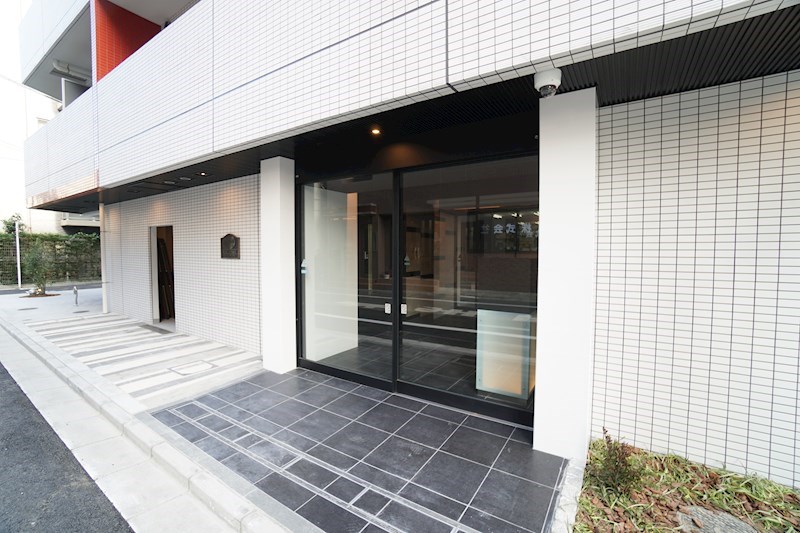 14/17 エントランス