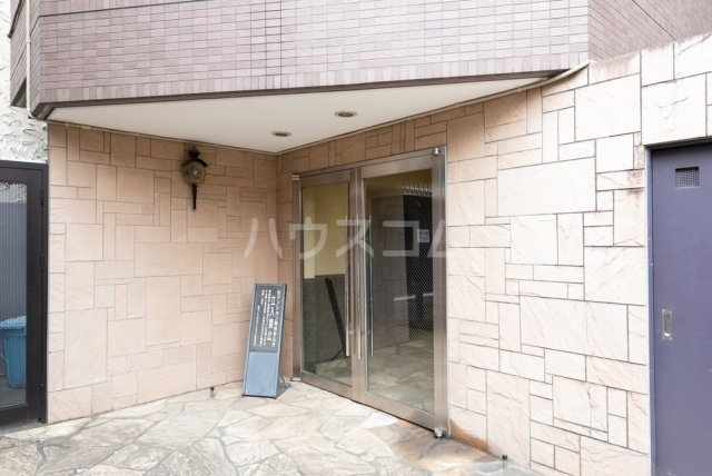 2/10 エントランス