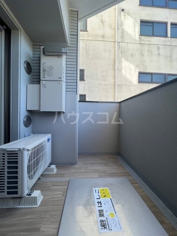 13/23 バルコニー