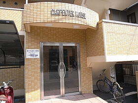 14/21 エントランス