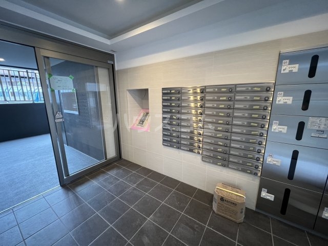 15/24 エントランス