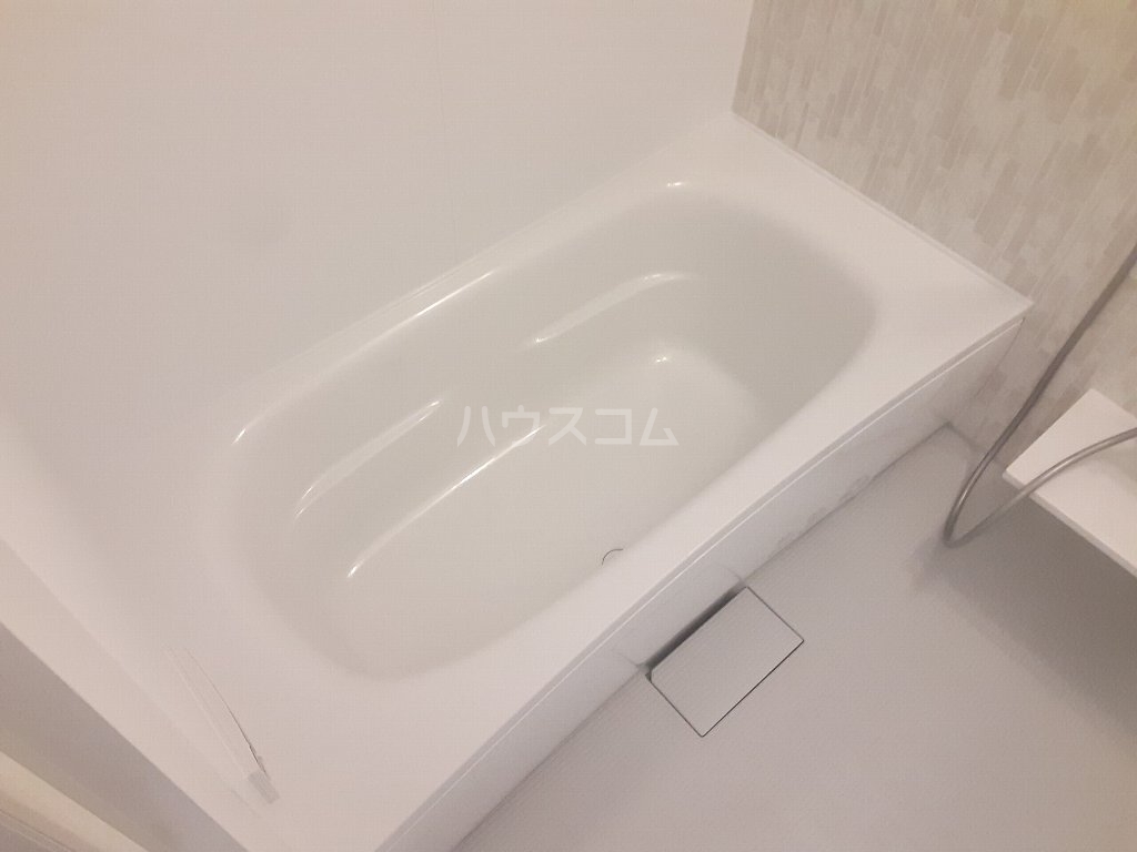 14/30 浴室