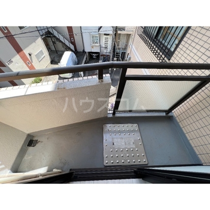 18/28 バルコニー