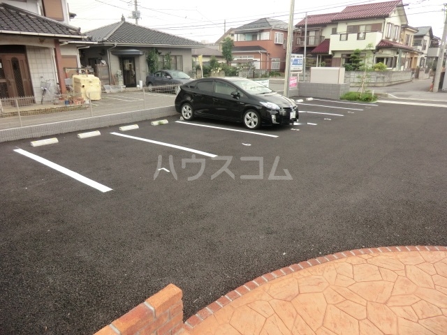 22/30 駐車場