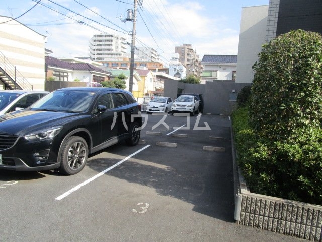3/10 駐車場