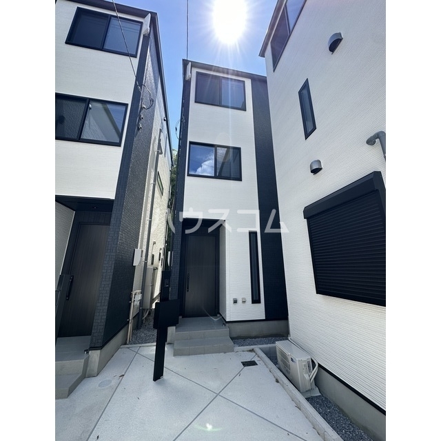 14/19 エントランス