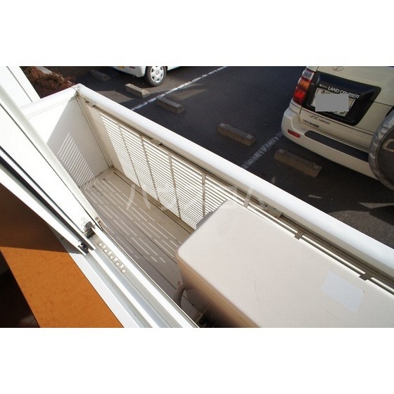 13/19 バルコニー