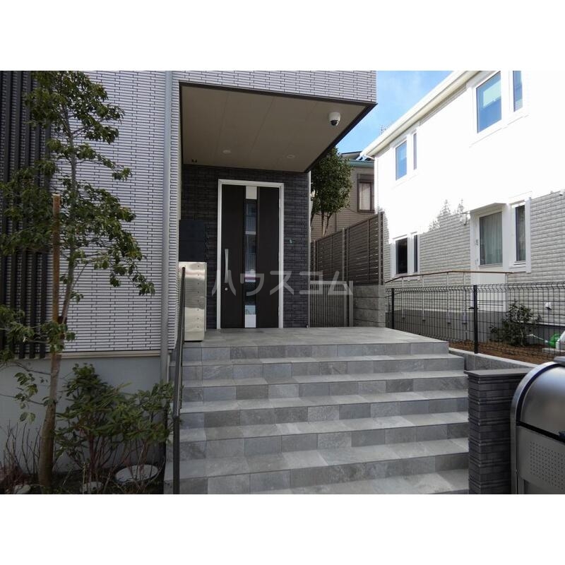 2/11 エントランス