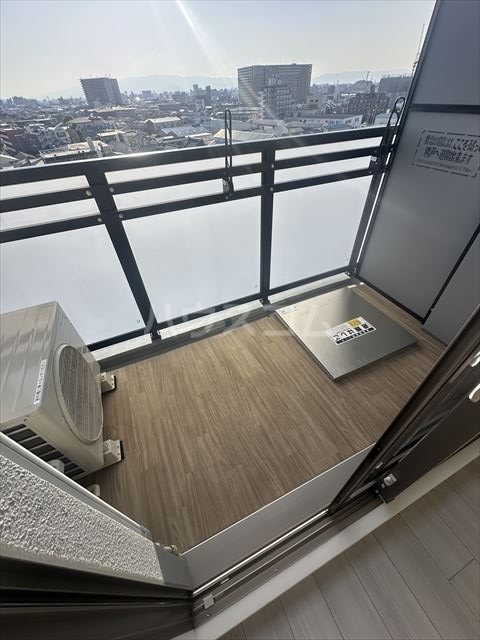 17/22 バルコニー