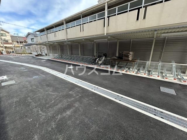 26/27 駐車場