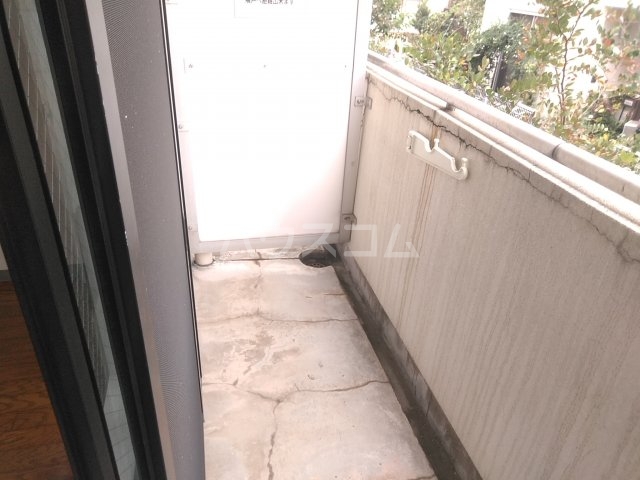 13/22 バルコニー