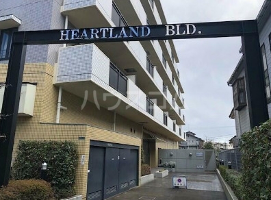 17/26 エントランス