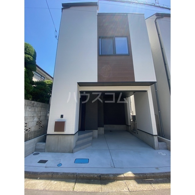 3/3 駐車場