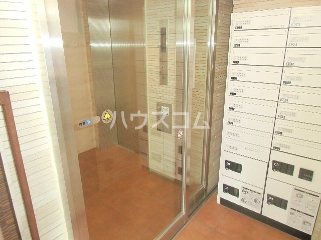 2/11 エントランス