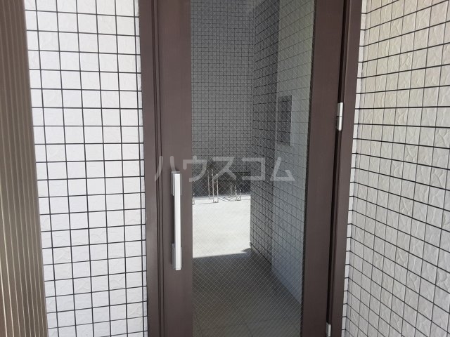 19/24 エントランス