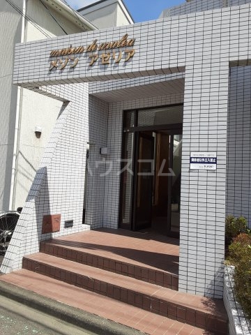 25/30 エントランス