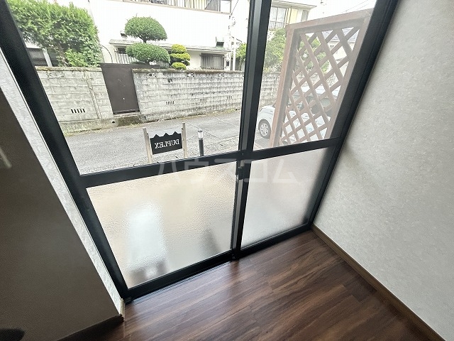 23/30 バルコニー