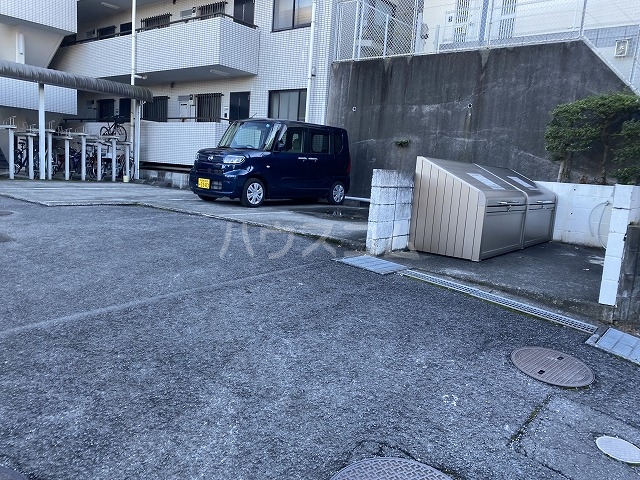 19/20 駐車場