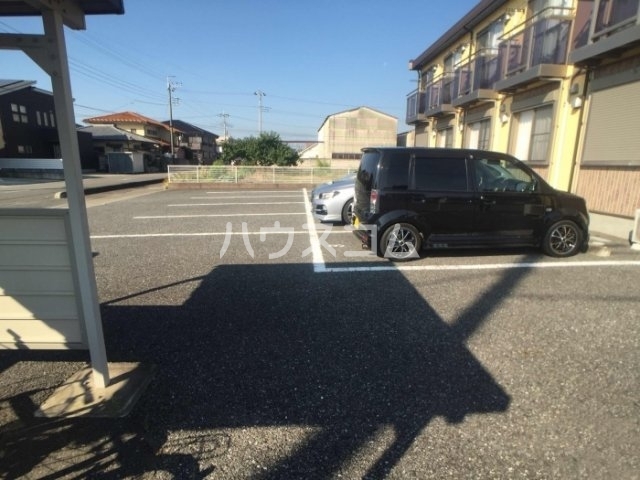 17/19 駐車場