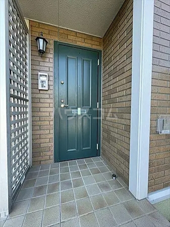 17/27 エントランス