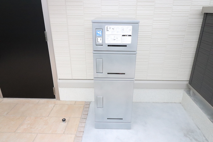 13/16 エントランス