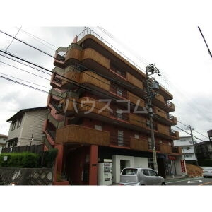 15/22 エントランス